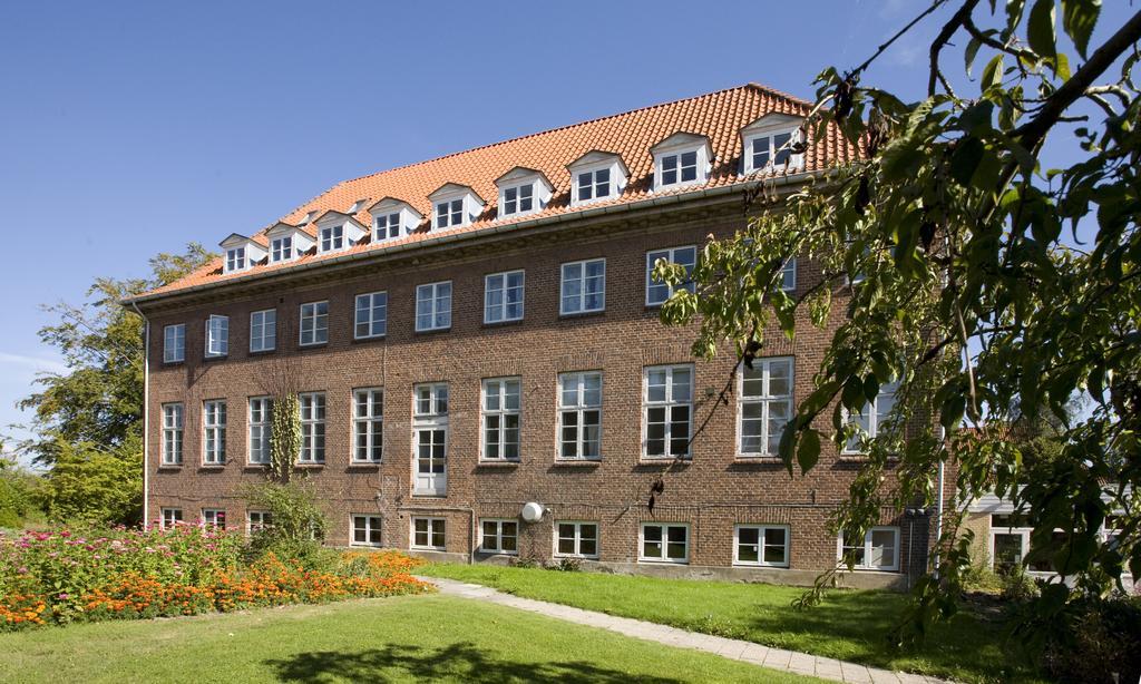 Emmaus Hostel Haslev Exterior foto